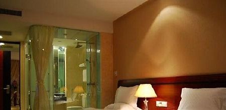 Polka Hotel Wuhu Екстер'єр фото