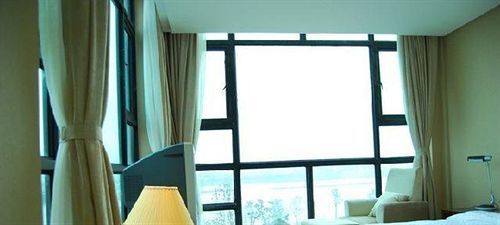 Polka Hotel Wuhu Екстер'єр фото